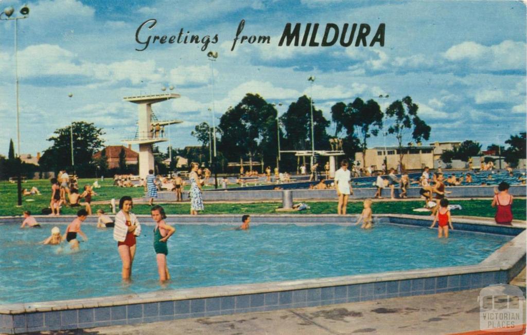 The Swimming Pool at Mildura