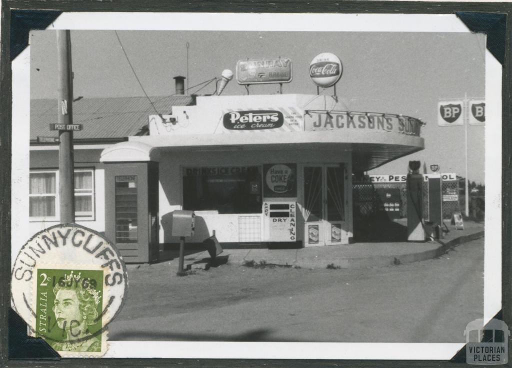 Sunnycliffs Post Office and General Store, 1969