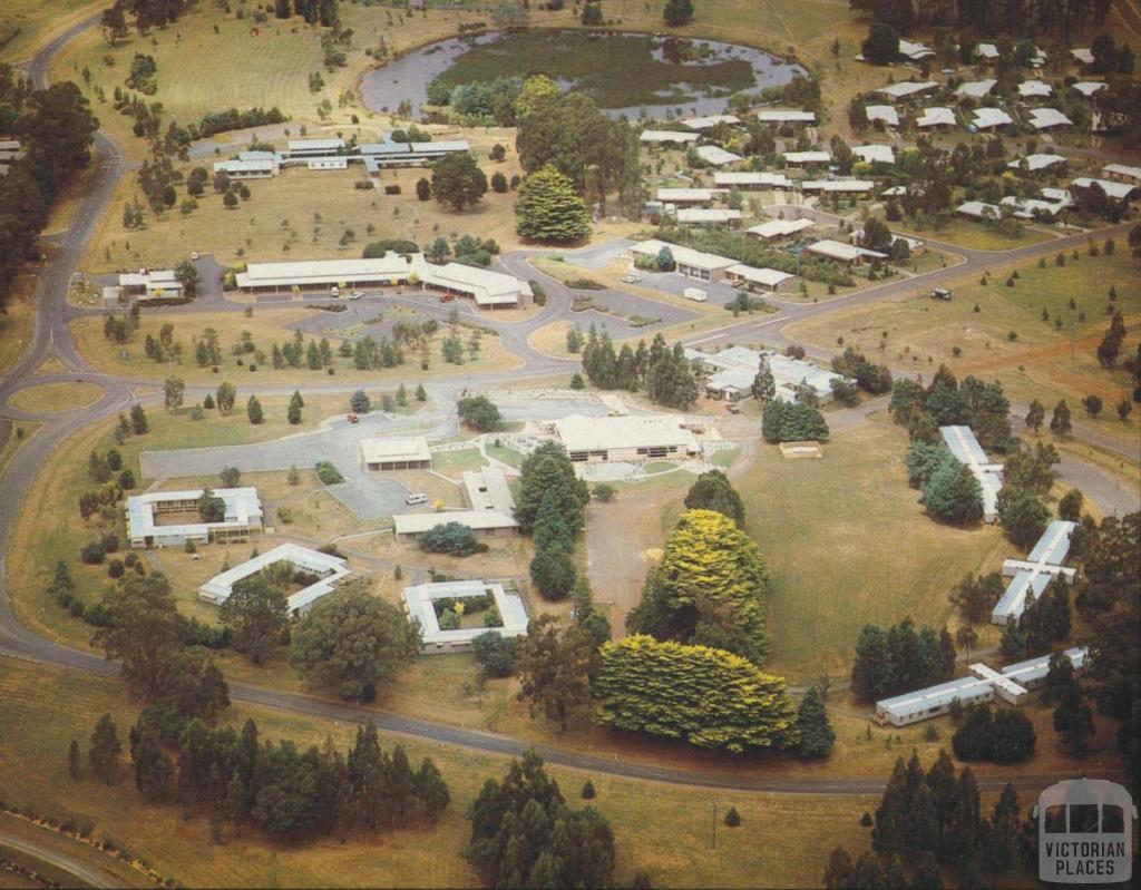 Aerial view of Rawson, 1987