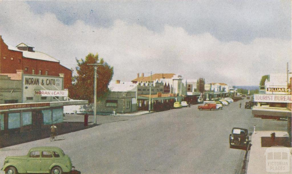 Raymond Street, Sale, 1956