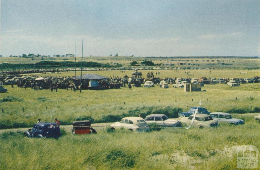 Sports day at Seaspray, 1975