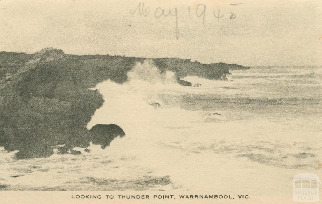 Looking to Thunder Point, Warrnambool, 1945