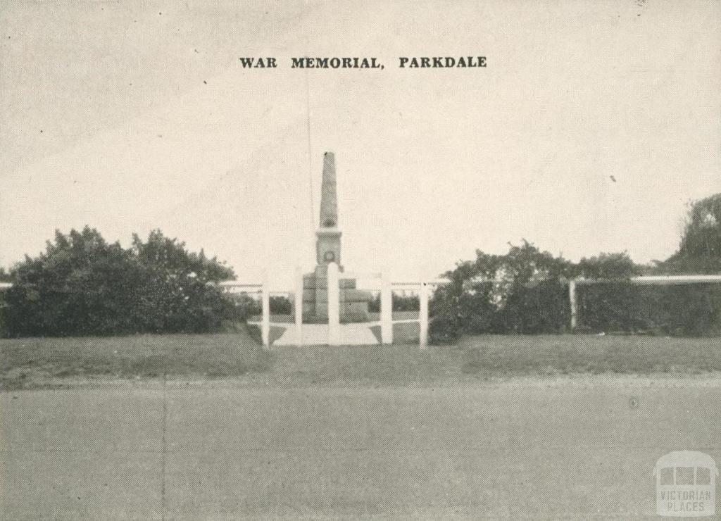 War Memorial, Parkdale, 1955